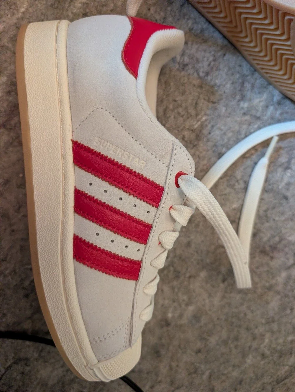 adidas Womens Superstar II White/Red Stripe & Heart Laces New W Tags Size 6